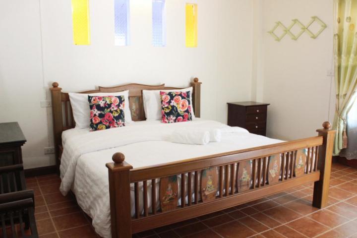 บ้านริมเนิน รีสอร์ท งาว Ngao Exteriör bild